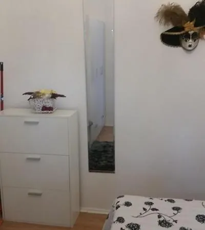 Lily Apartment *