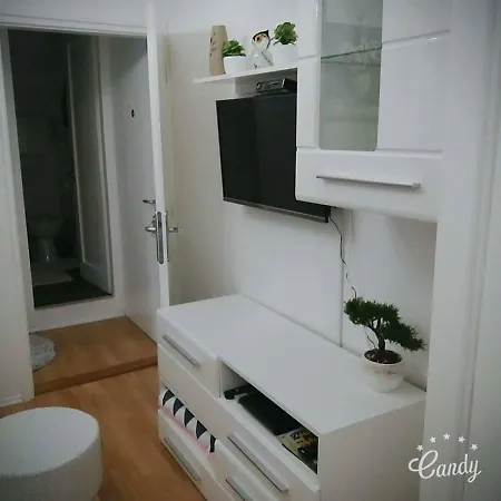 Lily Apartment *